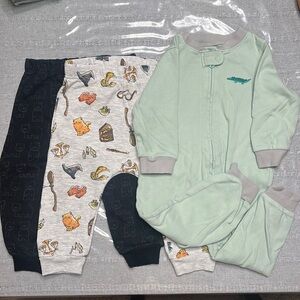 Bundle: 2 fleece bottoms size 24M and 1 long sleeve onesie size 18-24M